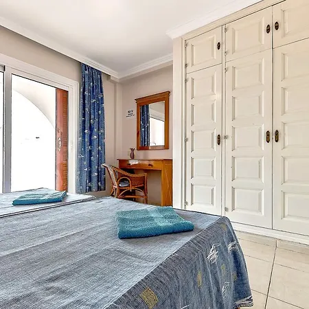 Appartement In Paraiso Royal